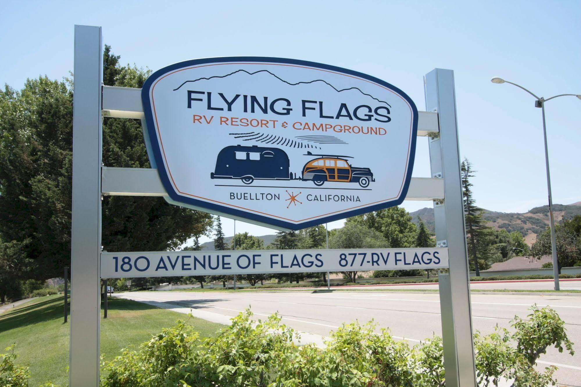 Flying Flags Rv Resort & Campground Буэллтон Экстерьер фото